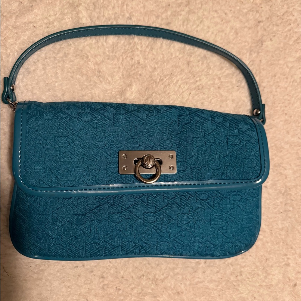 DKNY Women Hand Bag Clutch Purse Detachable Blue Logo Size 9"x6"x2"